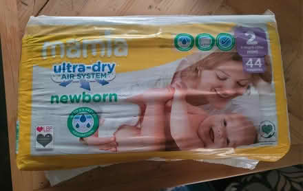Photo of free nappies for newborns (Morden (near Ravensbury Park)) #1
