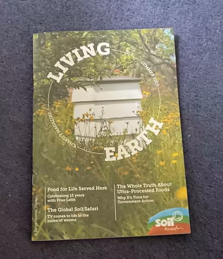 Photo of free Living Earth Booklet (AB15) #1