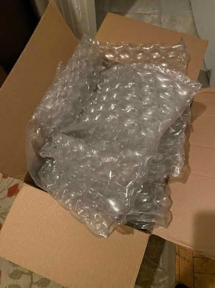 Photo of free clean bubble wrap (10025) #1