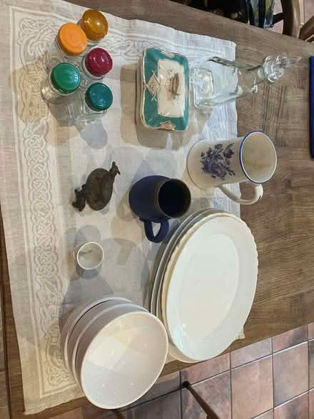 Photo of free Some kitchen stuff (Goffs Oak EN7) #1