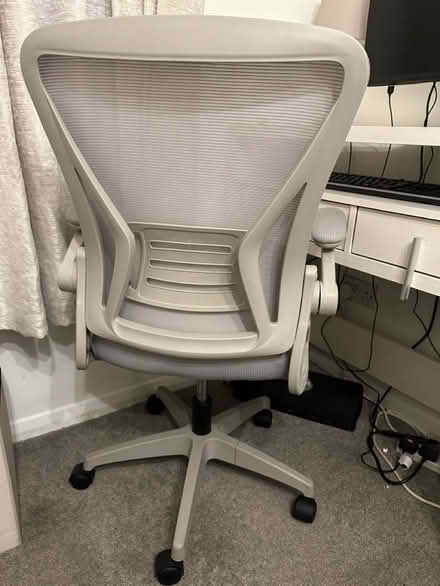 Photo of free Ergonomic office chair (Purley) #3