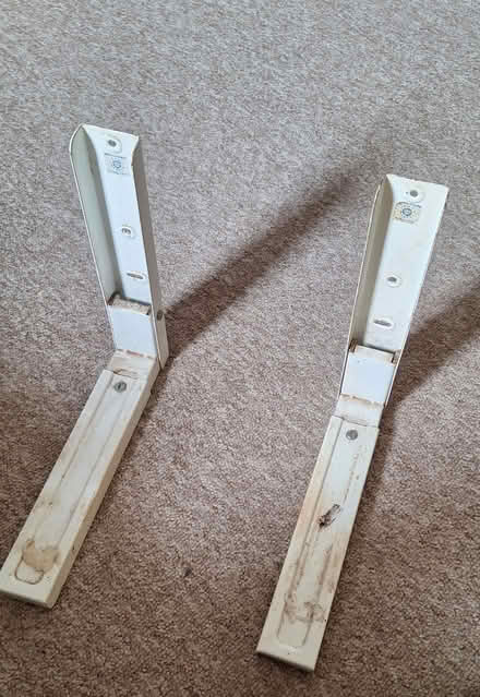 Photo of free TV or Microwave bracket (Polegate) #1