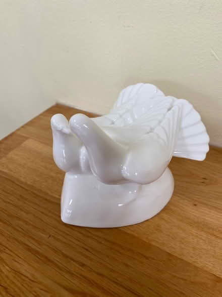 Photo of free Dove ornament (Great Barr B437LA) #1