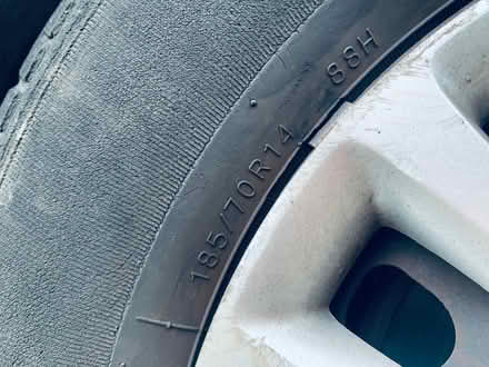 Photo of Car Tyre 185/70R14 part worn (High Wickham TN35) #3