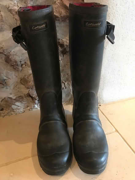 Photo of free Cotswold neoprene wellies 5 crack (Blagdon BS40) #1