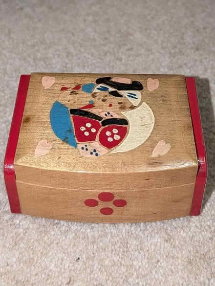 Photo of free Small ornamental wooden box (AB22) #1