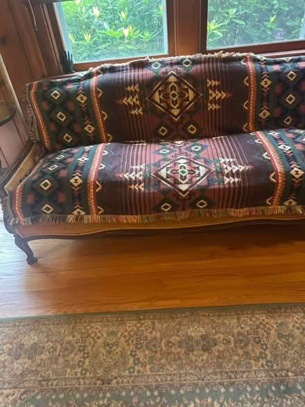Photo of free Comes with throw blanket (Cold Spring NY just off Rt9) #2
