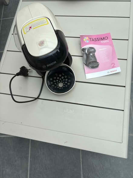 Photo of free Tassimo Happy TAS100x BOSCH Coffee Maker (Devoran TR11) #1
