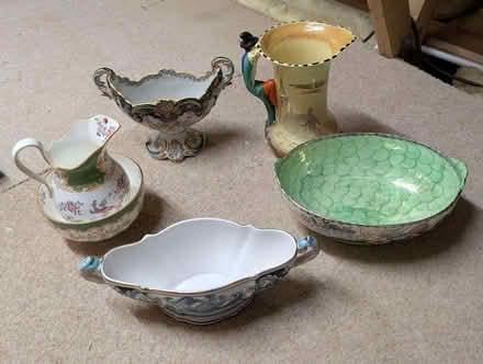 Photo of free Box of ornaments (AB22) #1