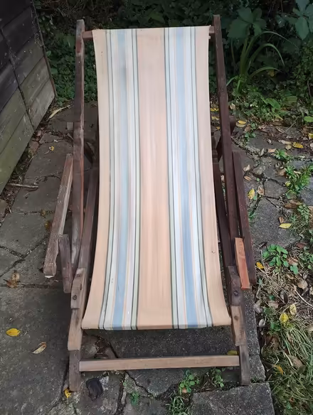 Photo of free Deckchair (Bedford) #1