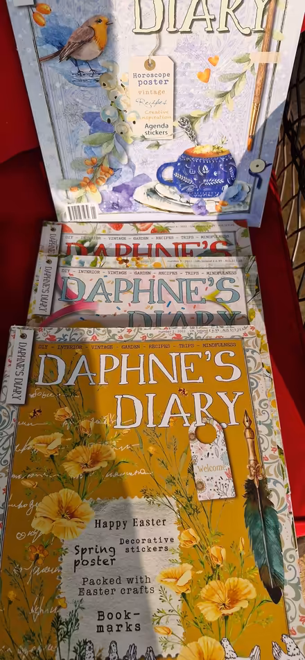 Photo of free Daphne's Diary magazines (Bucknell SY7) #2