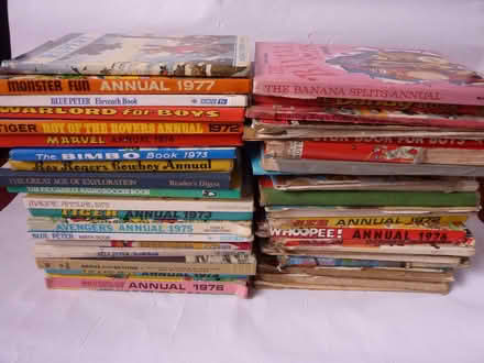 Photo of free WELL WORN/USED 1970's CHILDRENS ANNUALS (Hartwood Green PR6) #1