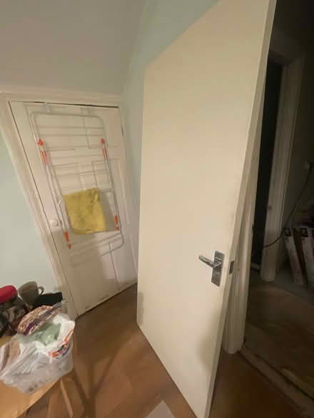 Photo of free White fire door (Merton SW20) #1