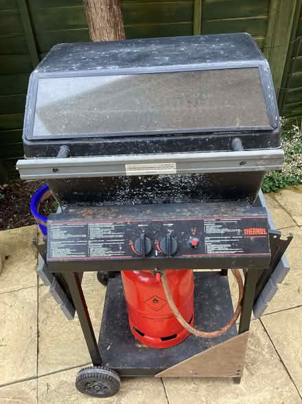 Photo of free B-B-Q including gas bottle (Seer Green HP9) #1