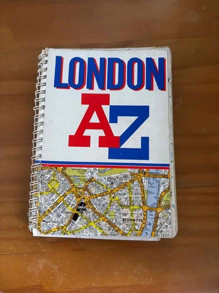 Photo of free London A-Z Book (Lemsford AL8) #1