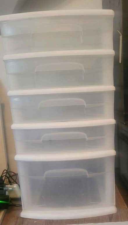Photo of free 5 drawers (Medford ma) #1