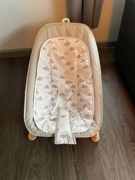 Photo of free Baby chair/bouncer (Thringstone LE67) #1