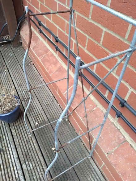 Photo of free 3 tier planter (Newent GL18) #3