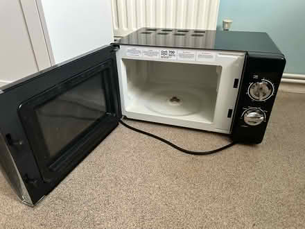 Photo of free Russell Hobbs Microwave (LU5 5HX) #4