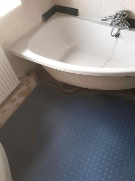 Photo of free Corner bath (Greystones S11) #2