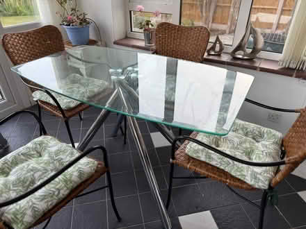 Photo of free Glass dining room table. (Felpham PO22) #2