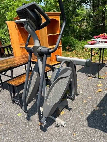 Photo of free Elliptical (Esopus) #2