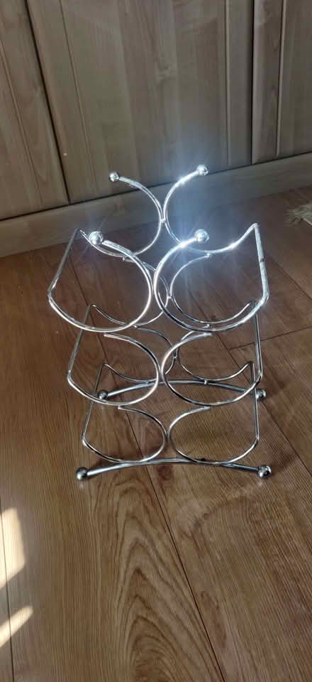 Photo of free Wine bottle holder for six bottles (Dean Court OX2) #1