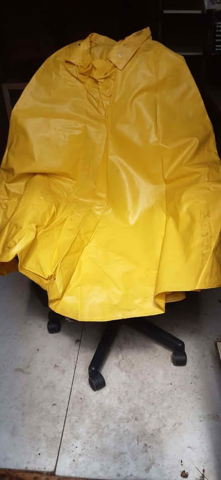 Photo of free Souwester cape (Castle MK40) #1