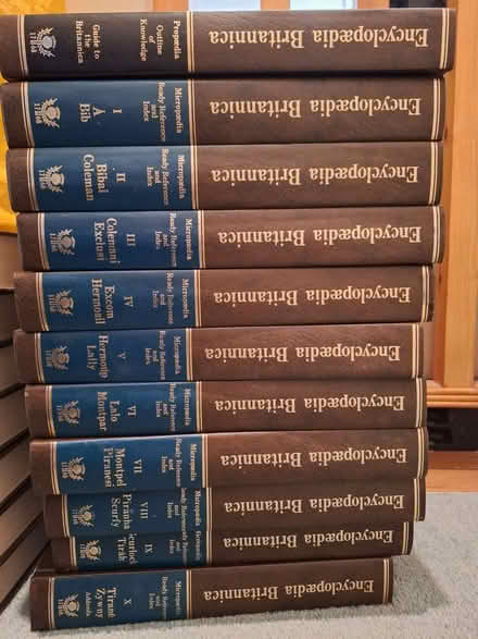 Photo of free Full set of Encyclopedia Britannicas (Fairmilehead EH10) #3