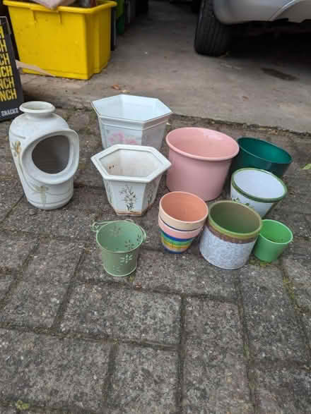 Photo of free Plant pots (various) (Blossomfield B91) #1