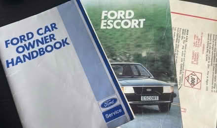 Photo of free Ford escort handbook (Hatch Warren RG22) #1