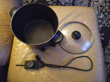 Photo of free Presto Deep Fryer (Tacoma) #1