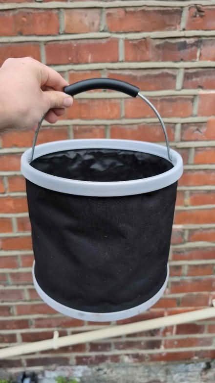 Photo of free Small flexible bucket (RG1, reading) #1