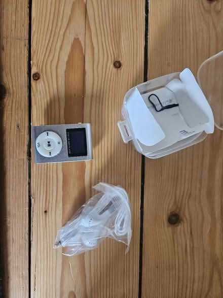 Photo of free MP3 player (Clermiston EH4) #1