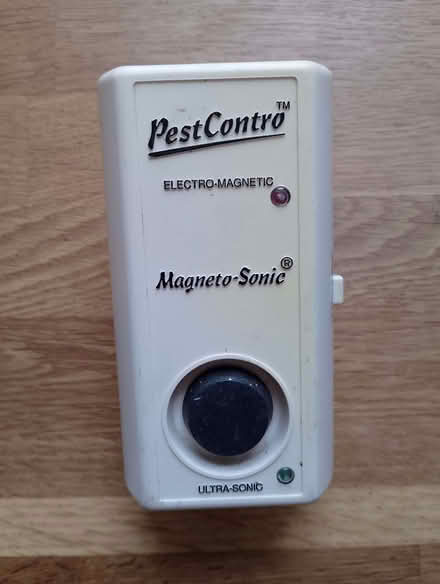 Photo of free Ultrasonic pest repeller (Yate BS37) #1