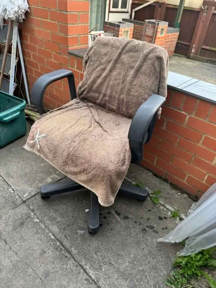 Photo of free Chair (HA0 4HF) #2