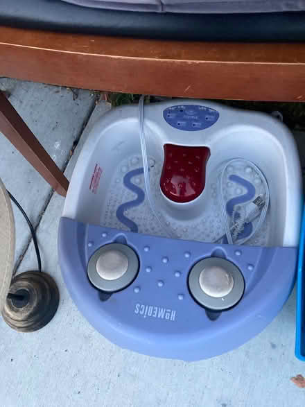 Photo of free Curb alert, 523 Ruby Redwood City (Carmel valley Redwood City) #2