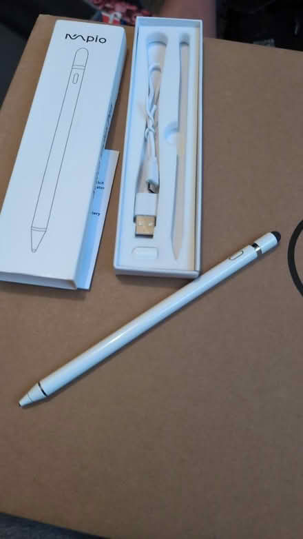 Photo of free Touchscreen stylus (RG1, reading) #2
