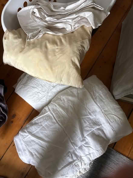 Photo of free Bedding (Greaves LA1) #1