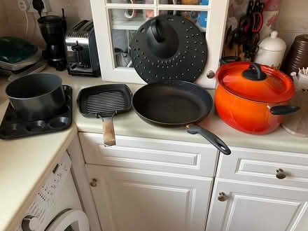 Photo of free Cooking/ baking pots/trays (Greenhills, East Kilbride) #1
