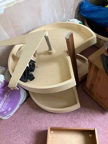 Photo of free Kitchen carousel (Wallasey CH44) #1