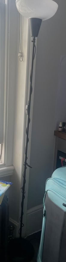 Photo of free Desk, chair, lamps (bayswater W2) #2