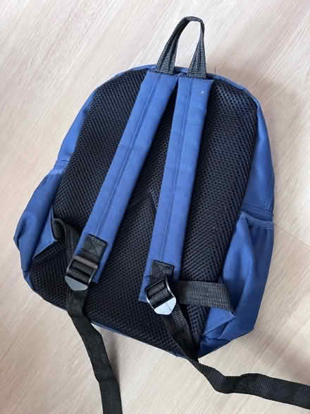 Photo of free Small kids broken zip Backpack (Grafton area Cambridge CB1) #2
