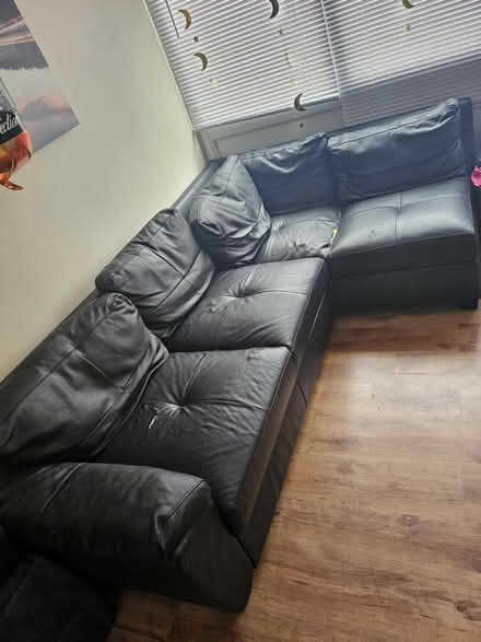 Photo of free Sofa (Mk63dh) #1