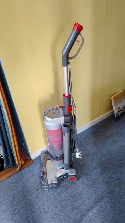 Photo of free Vax air stretch vacuum cleaner (RH19 East Grinstead) #2