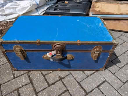 Photo of free Old chest (Woodmancote) #1