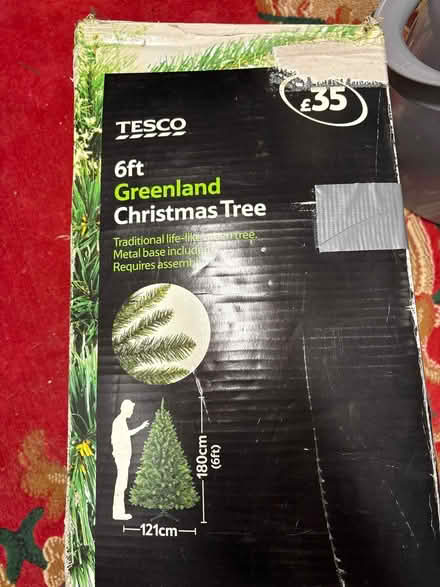Photo of free 6ft christmas tree (NN3 Meadowfields) #1
