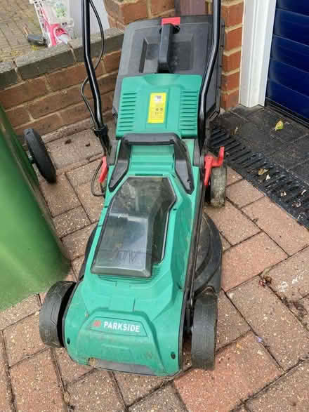 Photo of free Lawnmower (Bexleyheath DA6) #3