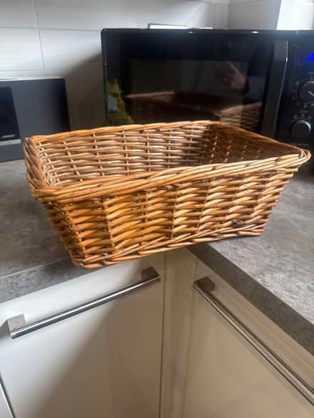Photo of free Small wicker basket (Hitchin (South)) #1