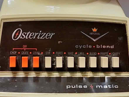 Photo of free Ancient blender, works READ DESCRIP (Davis/Teele Square area) #2